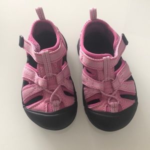 KEEN Toddler Sandals Size 6